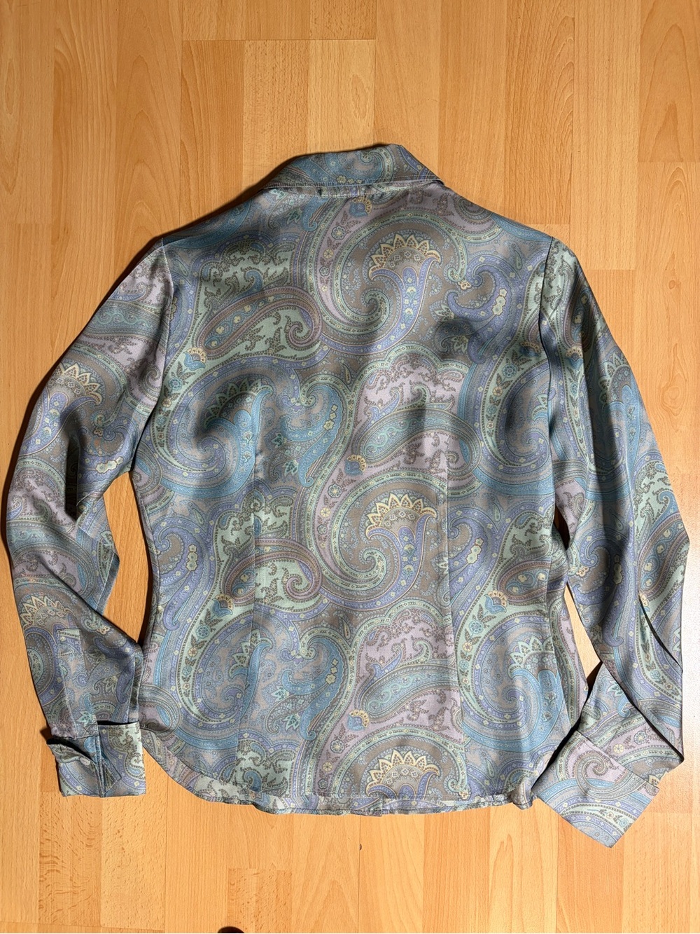 Lafayette 148 New York 100% Silk Light Blue & Sea Foam Paisley Button-Down Shirt - Picture 8 of 10